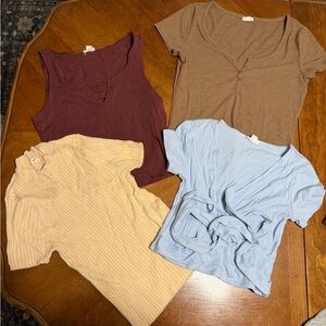 Garage (4) T-Shirts Small